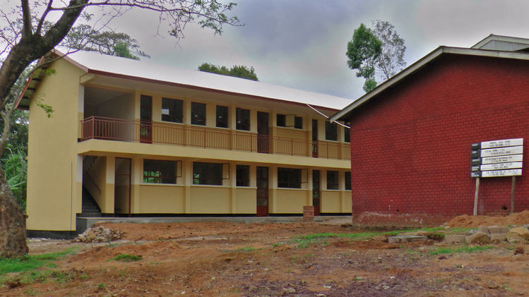 Neubau des Schulgebäudes für Kiumo